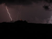 Blitze über dem Steinsberg